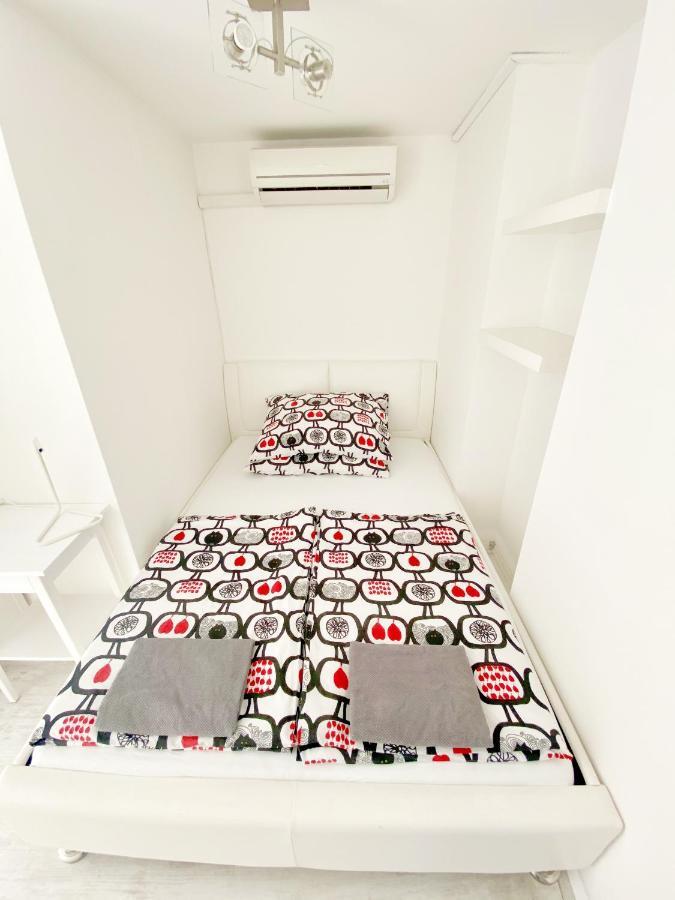 Loft With Rooftop And Free Parking In Garage Budapest Eksteriør bilde