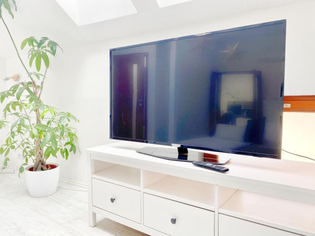 Loft With Rooftop And Free Parking In Garage Budapest Eksteriør bilde